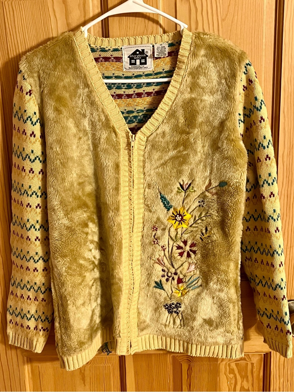 Vintage Storybook Knits With A Twist Faux Fur Front Floral Cardigan Zip Sweater